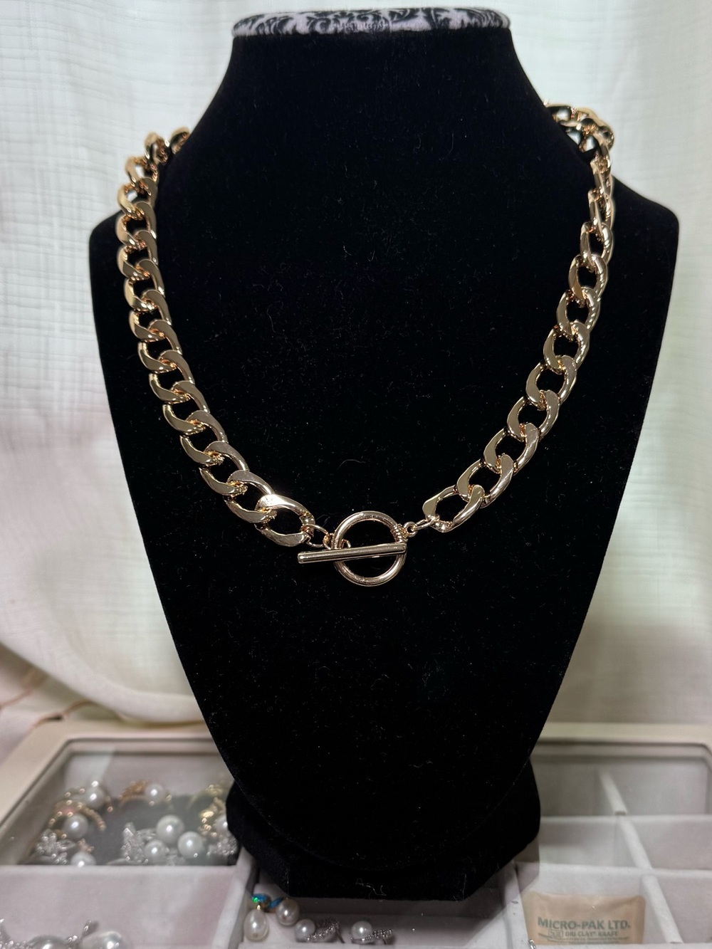 Boutique Gold Chain Toggle Necklace